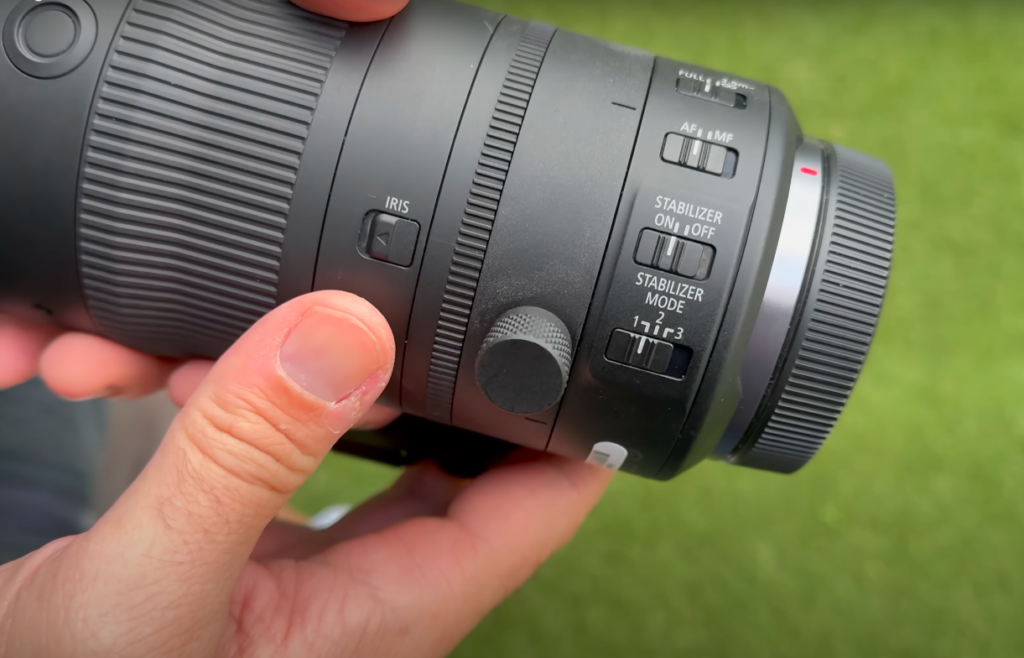 4 boutons sur le Canon RF 70-200mm f2.8 Z 